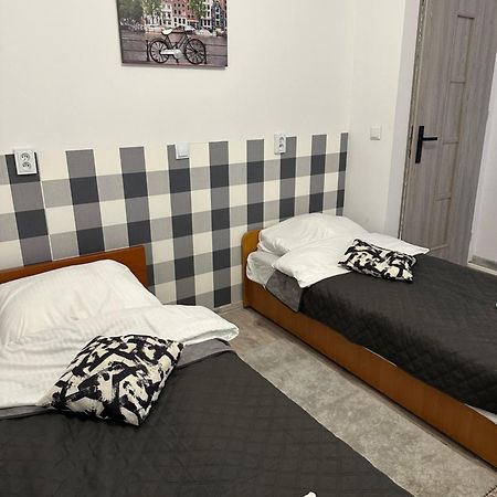 Apartament Nr 5 Lub 6 Przy Sali Kominkowej Przeczyce Exterior photo