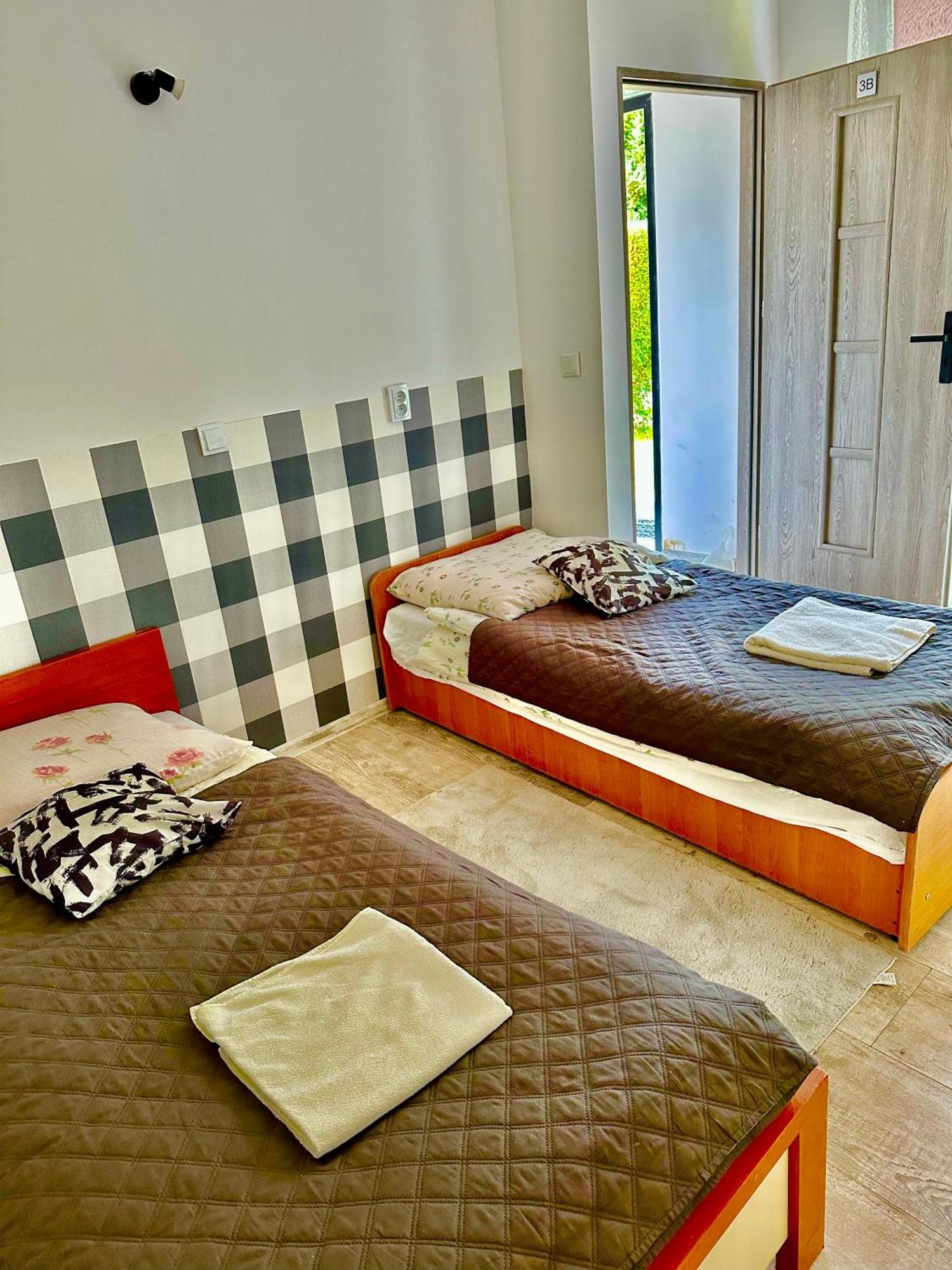 Apartament Nr 5 Lub 6 Przy Sali Kominkowej Przeczyce Exterior photo